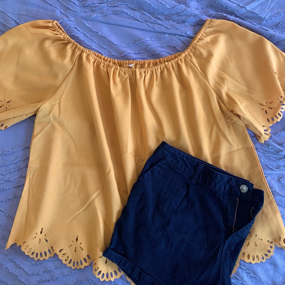 SPRING Outfit Bundle ✨ Off the Shoulder Top/Shorts